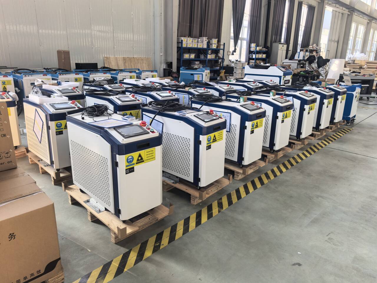 2KW 3KW Water Cooling Suplaser - Industrial Laser Welding Machine Hand Held recension och pris